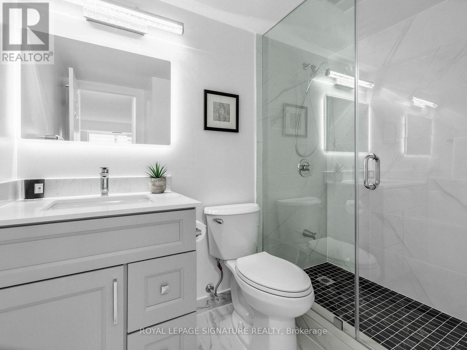 #1009 28 PEMBERTON AVENUE - 22