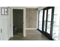 805 - 224 King Street W, Toronto, ON M5V1H8 Photo 9