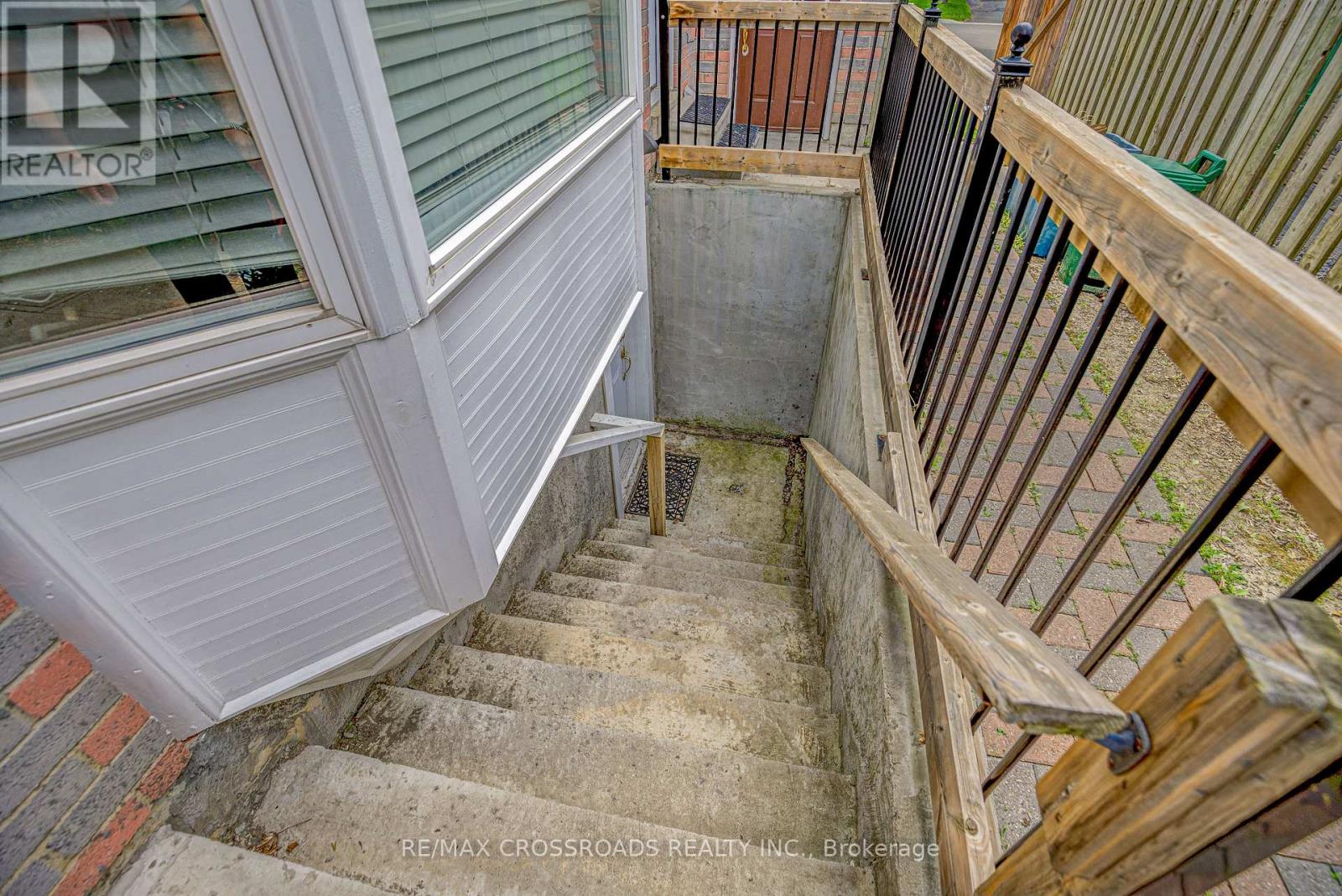 2 VICEREGAL COURT, Whitby (Blue Grass Meadows) — photo 5