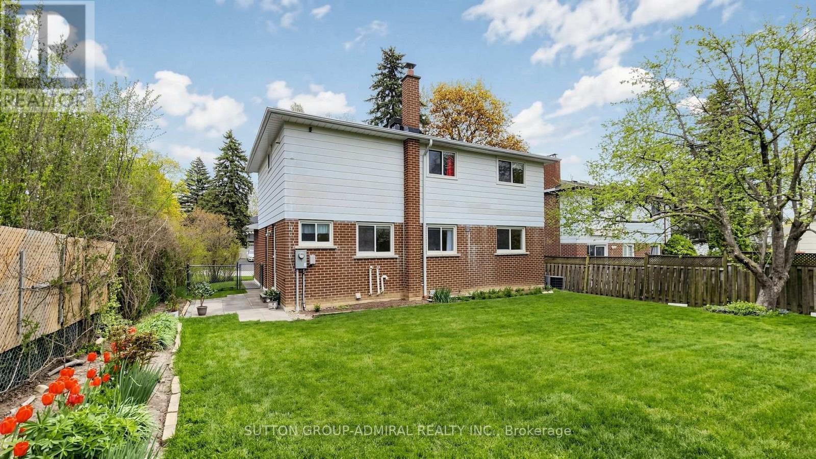 6 SHADY LANE CRESCENT, Markham (Royal Orchard) — photo 4
