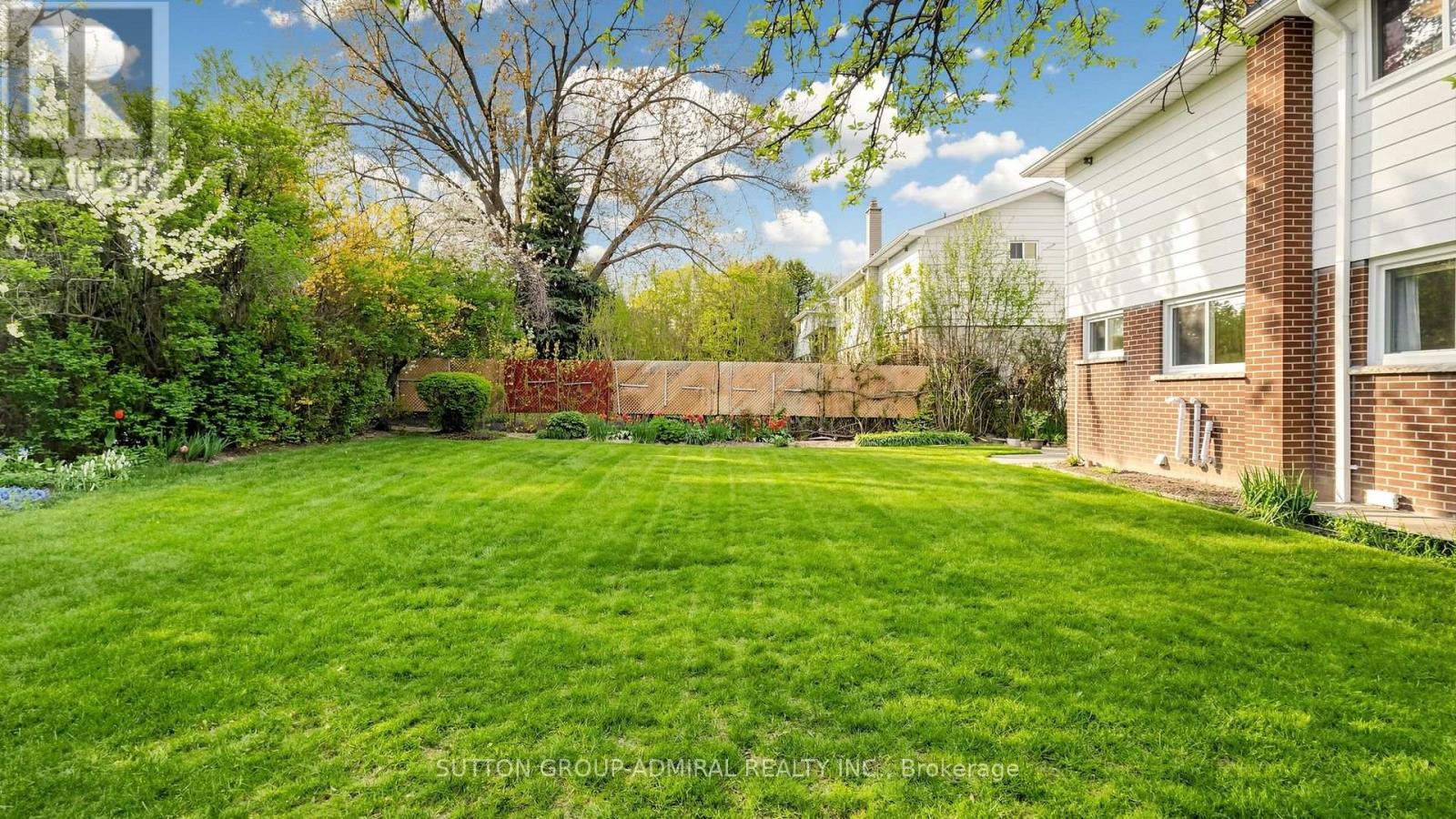 6 SHADY LANE CRESCENT, Markham (Royal Orchard) — photo 9