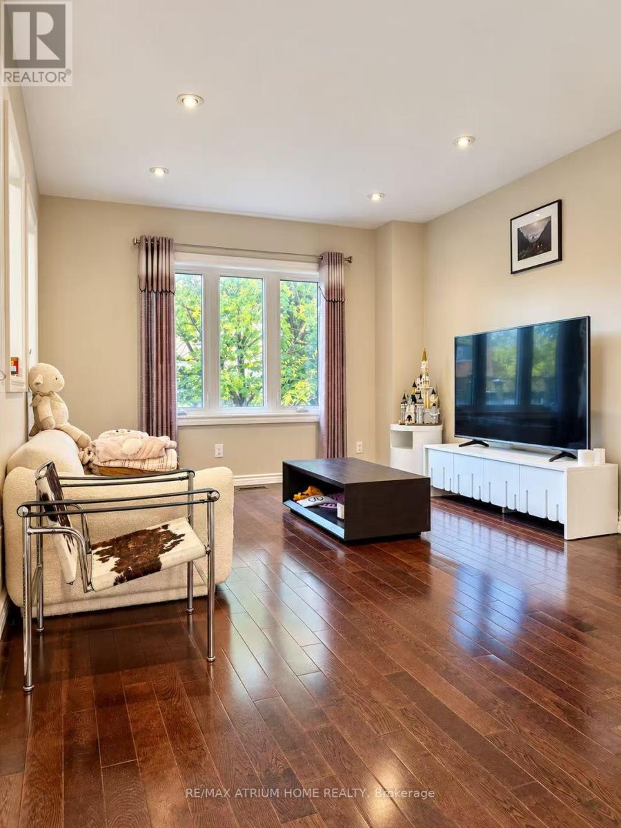 131 REDONDO DRIVE, Vaughan (Beverley Glen) — photo 3