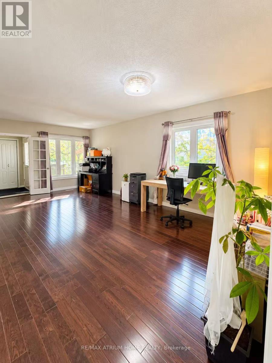 131 REDONDO DRIVE, Vaughan (Beverley Glen) — photo 4