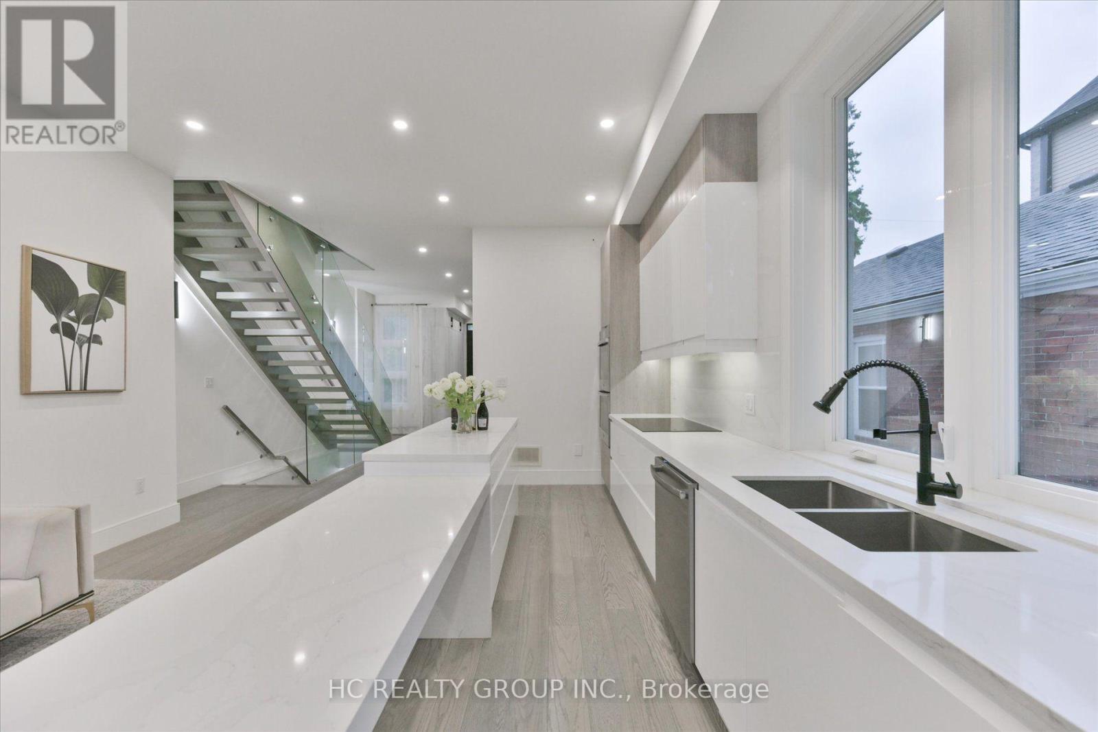 78 GREENDALE AVENUE, Toronto (Rockcliffe-Smythe) — photo 12
