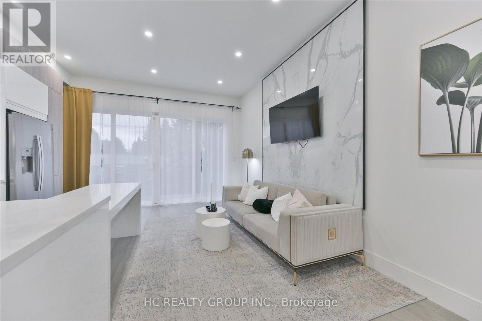 78 Greendale Avenue, Toronto, ON photo 16
