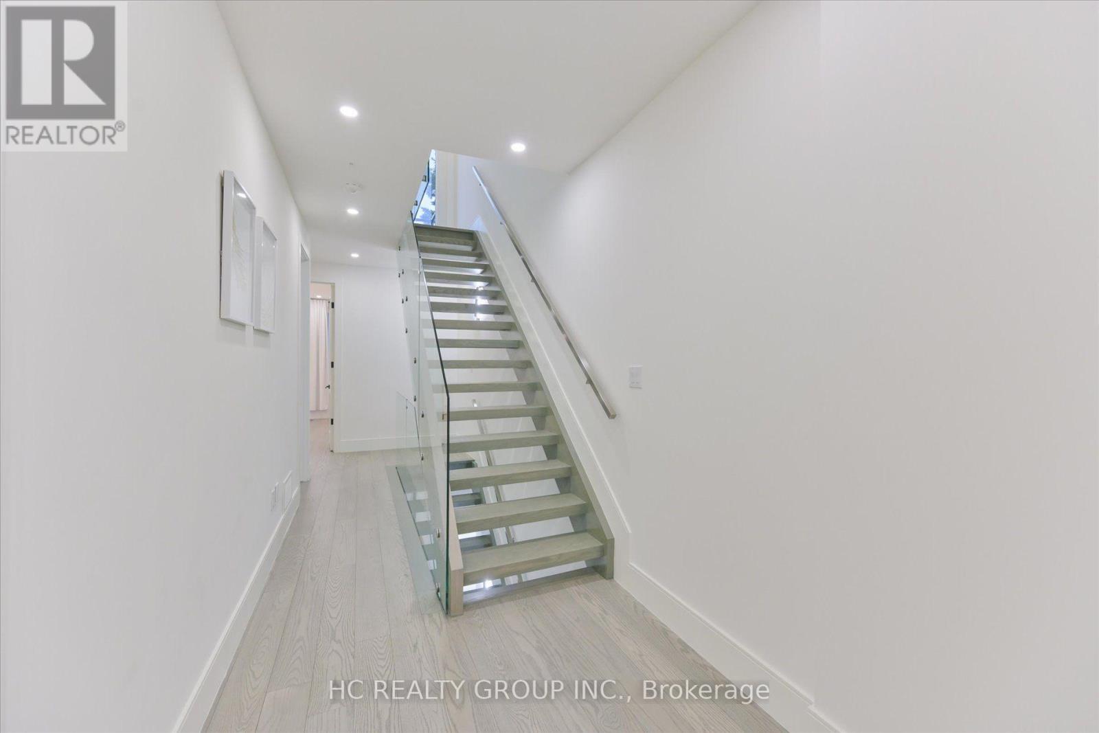 78 Greendale Avenue, Toronto, ON photo 19