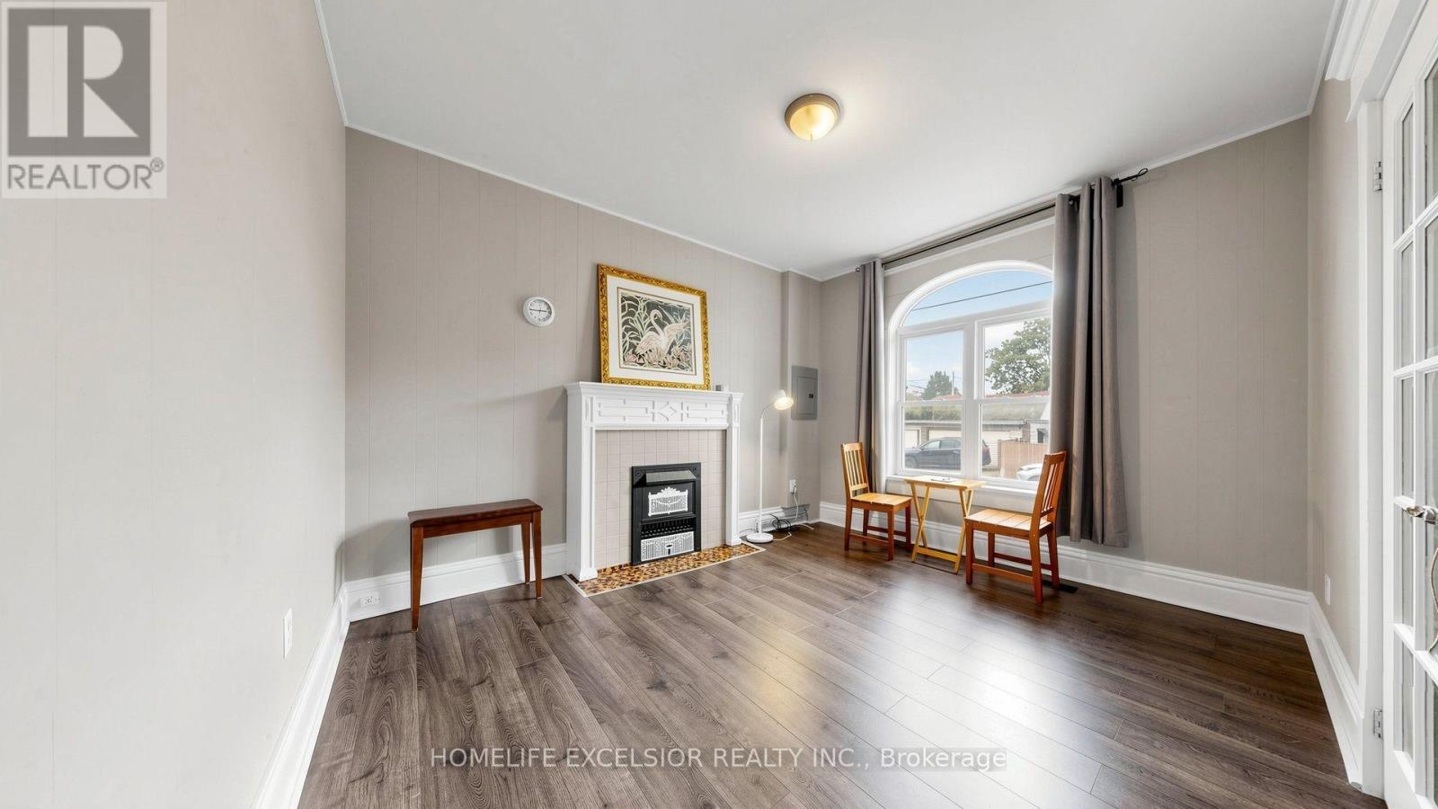 342 KING WILLIAM STREET, Hamilton (Landsdale) — photo 4