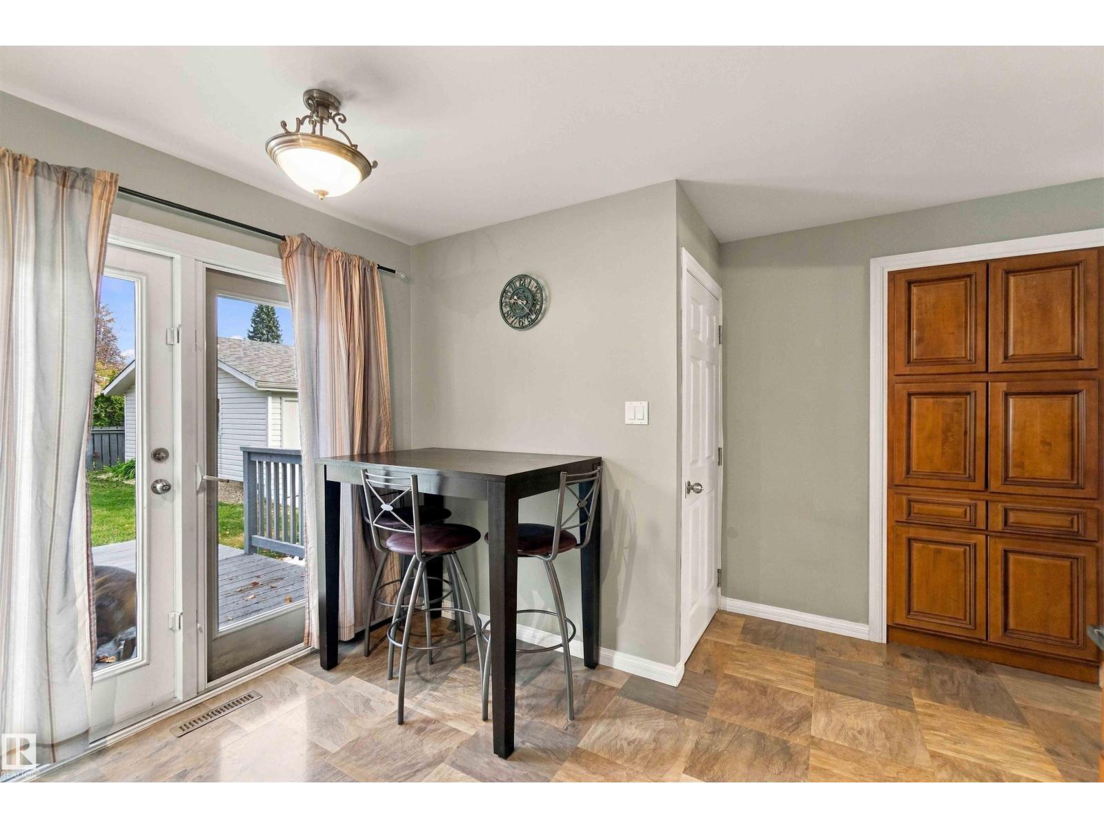59 Rosewood Drive, photo 15