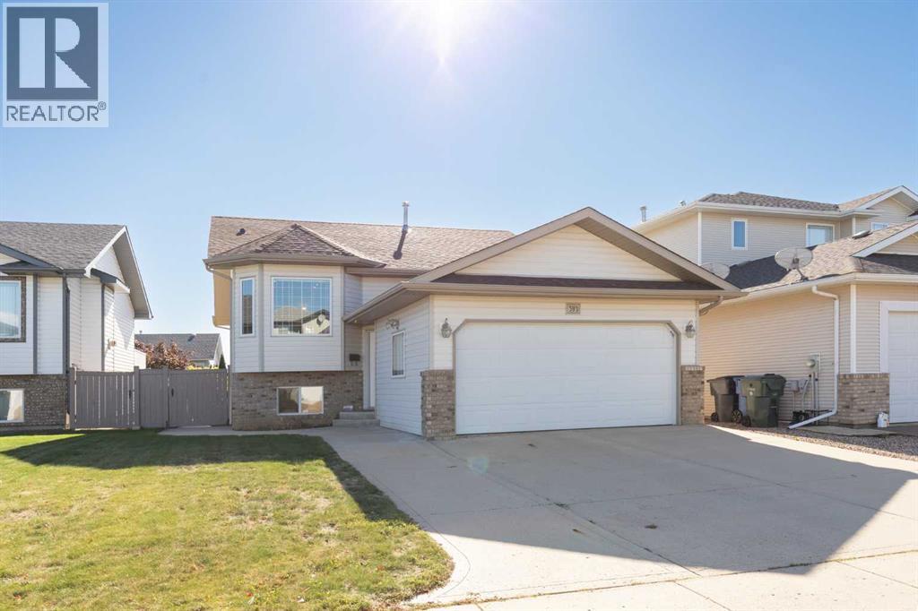 Photo of 593 Stark Way SE, Medicine Hat