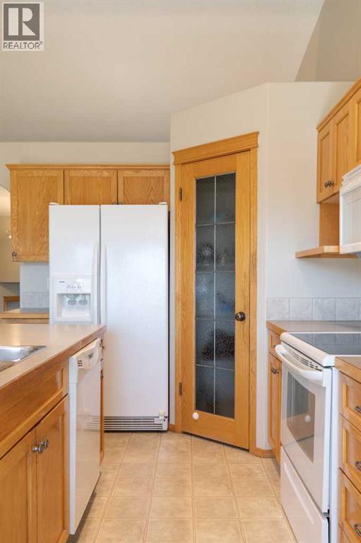 593 Stark Way SE, Medicine Hat — photo 11