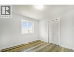 Living room - 100 Chantrells Pl, Nanaimo, BC V9T5P4 Photo 14