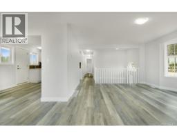 Ensuite - 100 Chantrells Pl, Nanaimo, BC V9T5P4 Photo 9