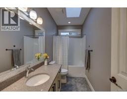 2295 Ashlee Rd, Nanaimo, BC V9R6T4 Photo 20