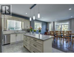 2295 Ashlee Rd, Nanaimo, BC V9R6T4 Photo 26