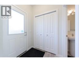 4pc Bathroom - 1042 Carrington Boulevard Nw, Calgary, AB T3P1L8 Photo 12