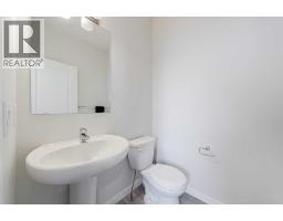 5pc Bathroom - 1042 Carrington Boulevard Nw, Calgary, AB T3P1L8 Photo 13