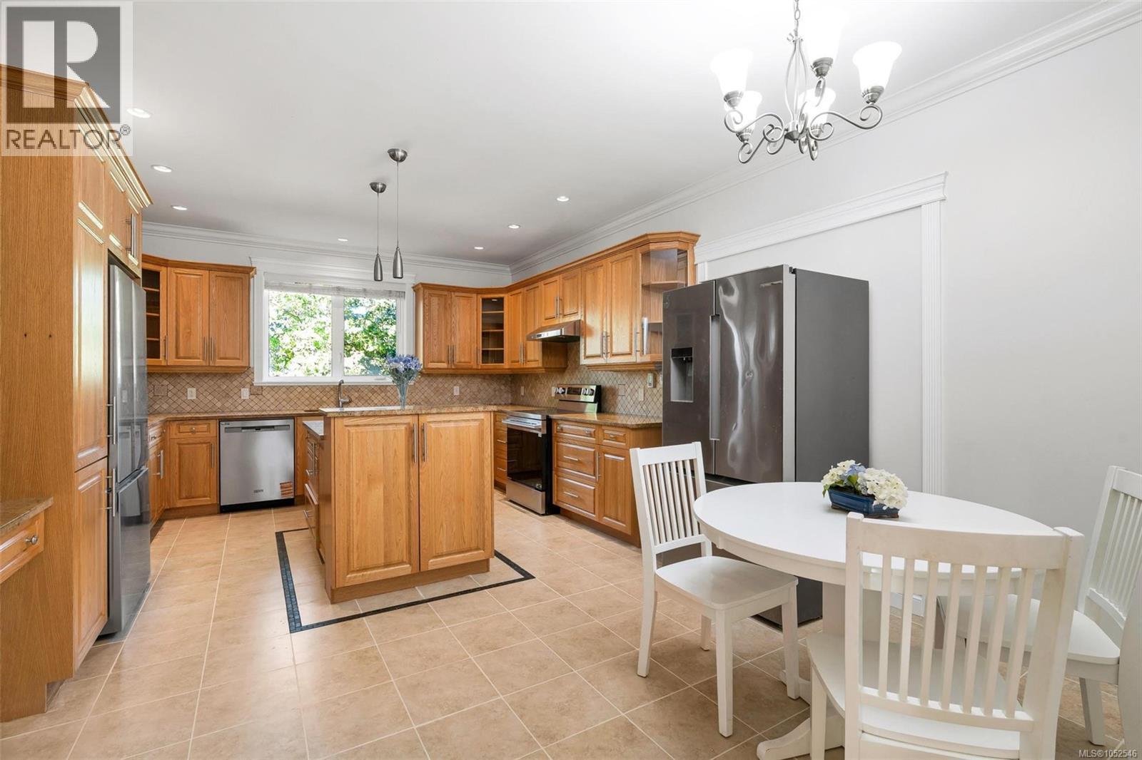  2168 Ferndale Road, Saanich