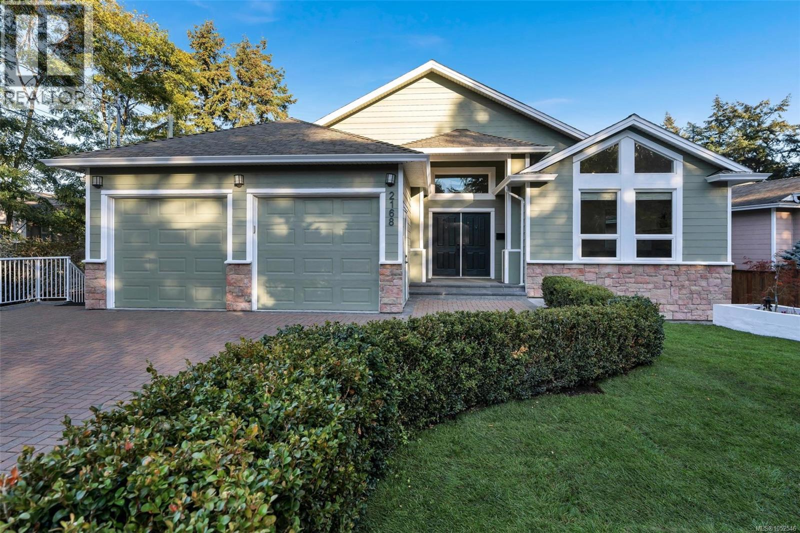 2168 Ferndale Rd - 2
