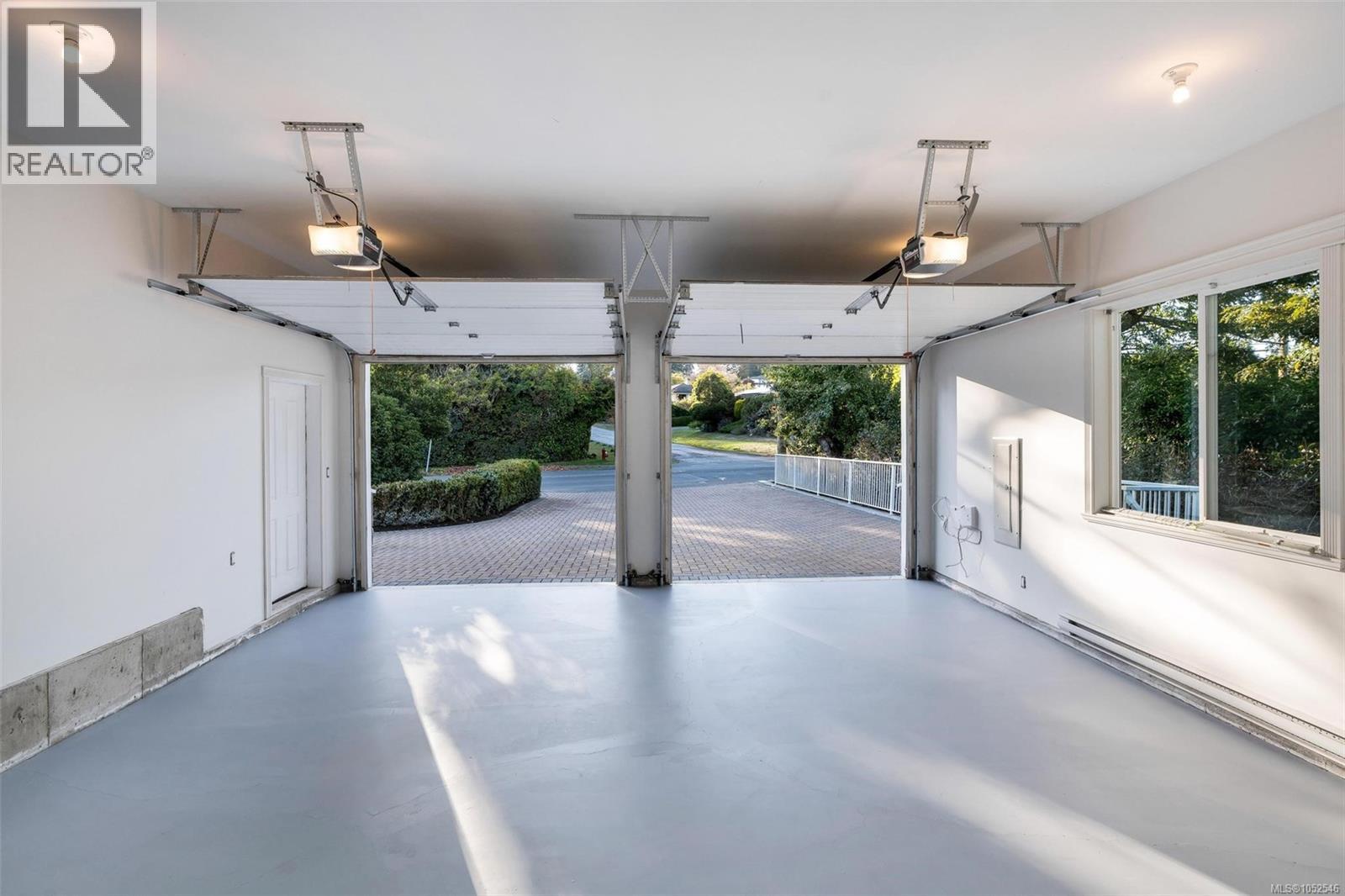  2168 Ferndale Road, Saanich