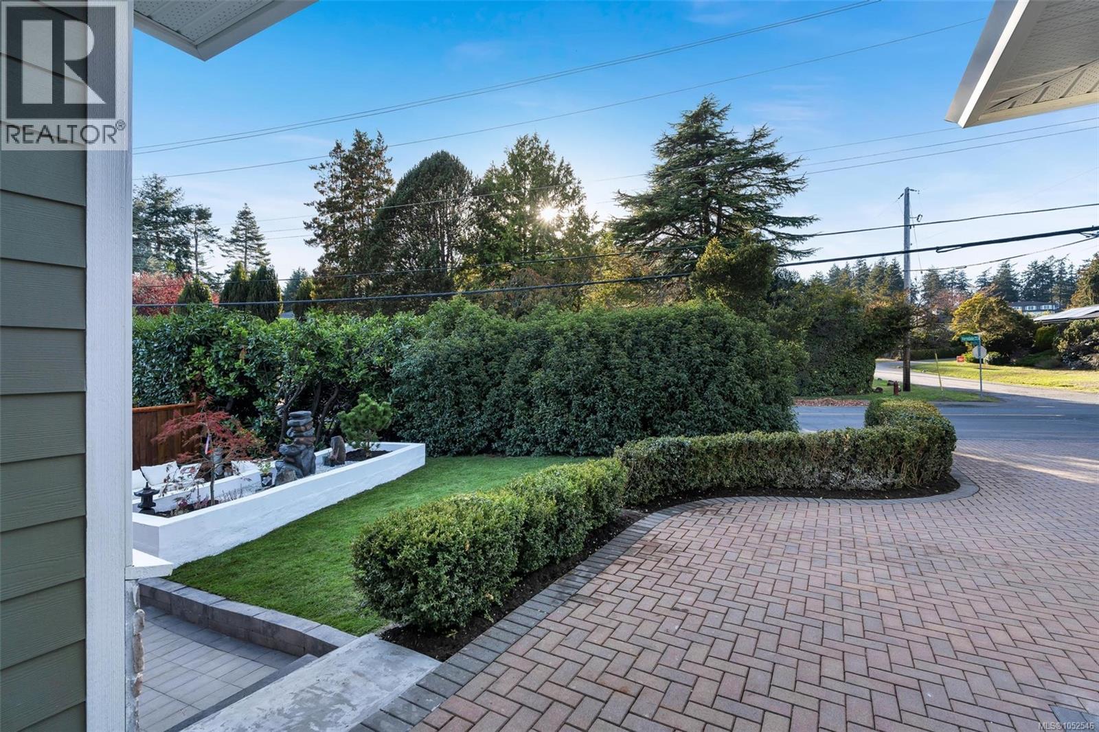  2168 Ferndale Road, Saanich