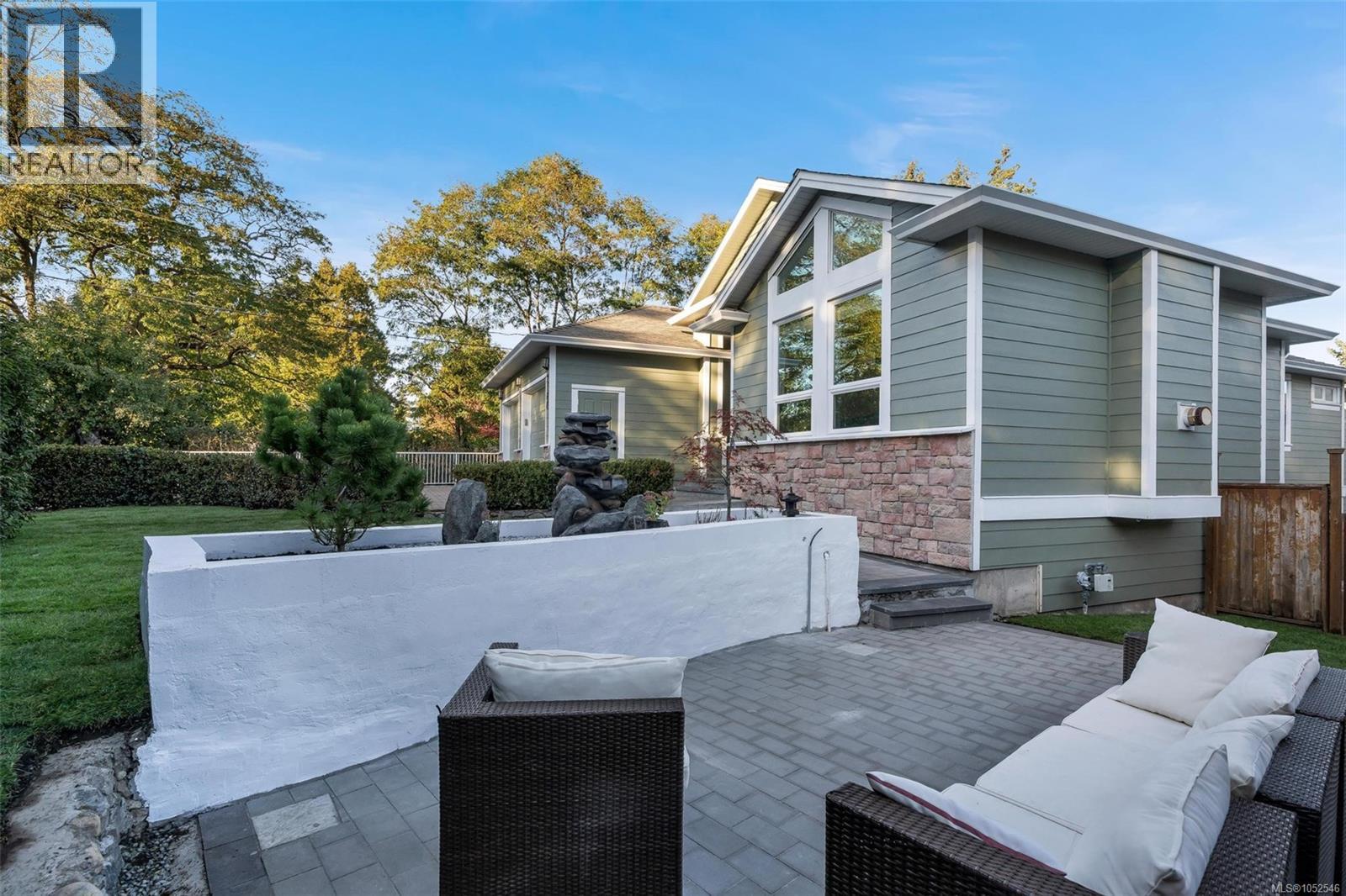  2168 Ferndale Road, Saanich