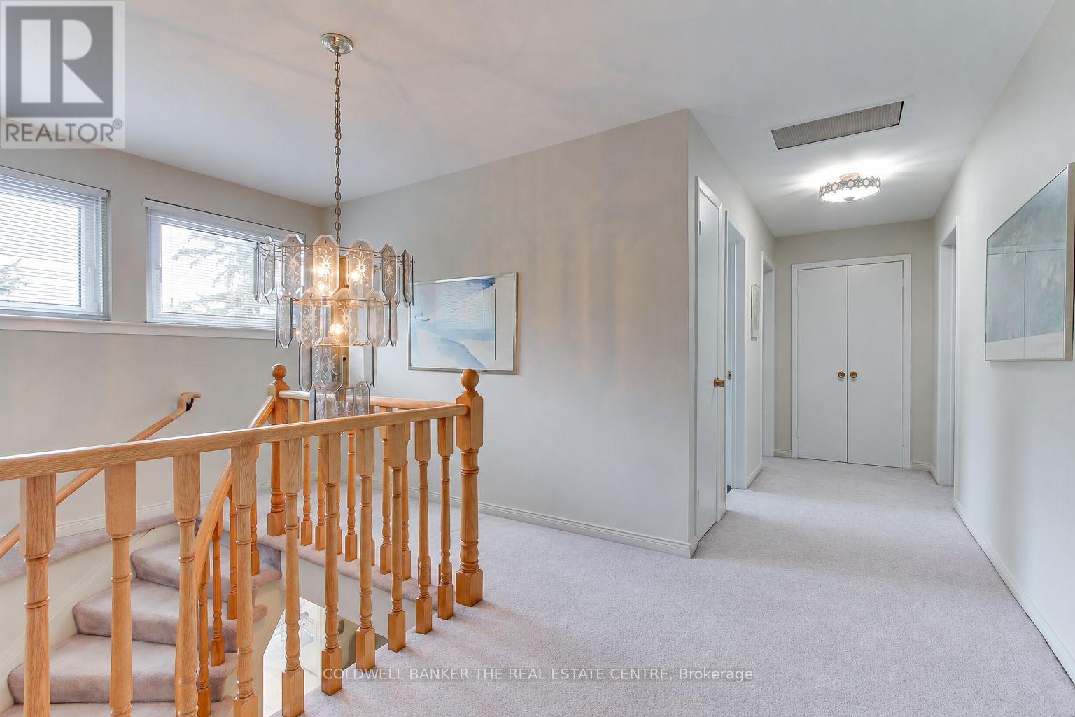 35 TOFINO CRESCENT - 27