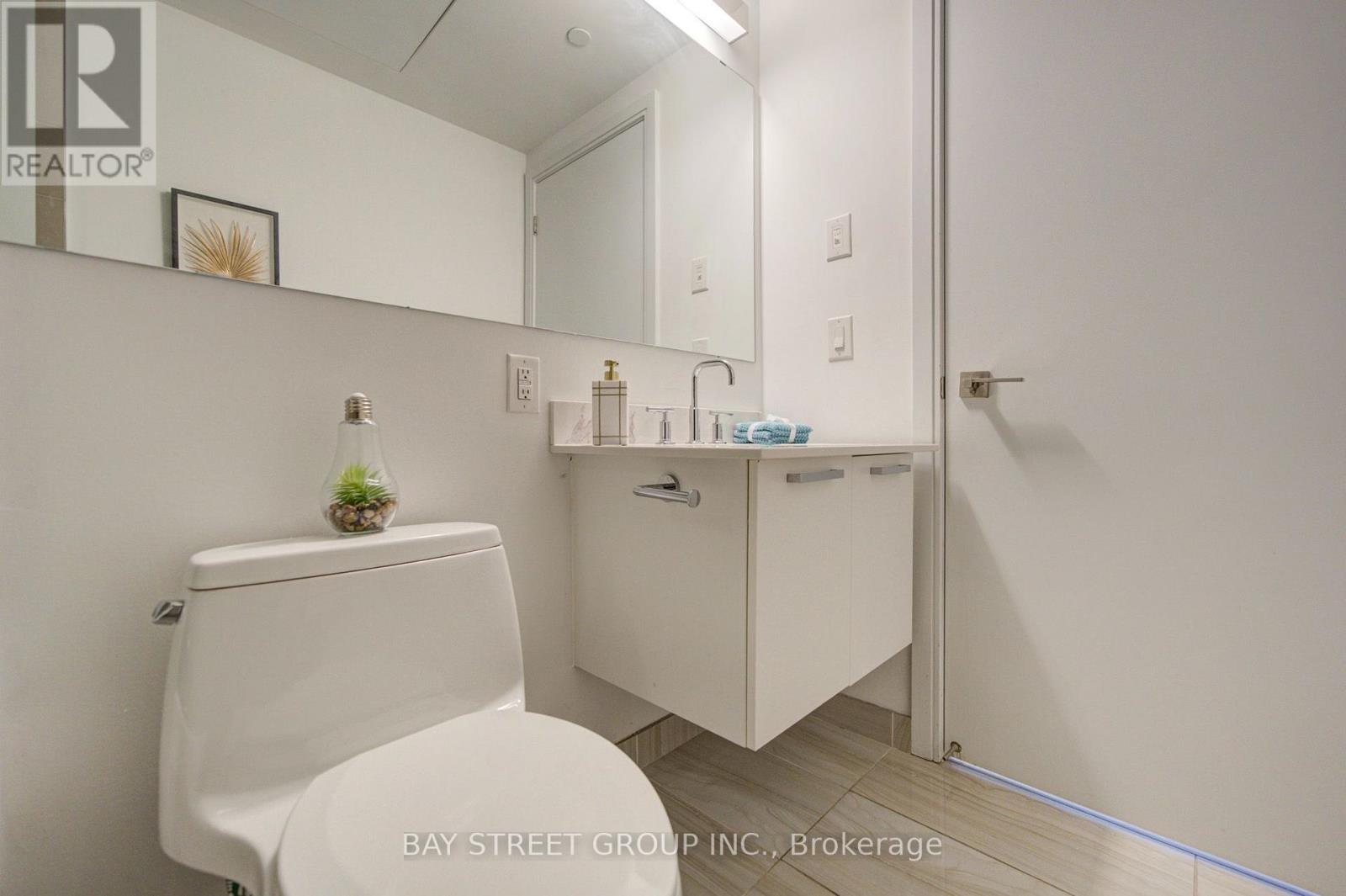 902- 50 Charles Street East, Toronto, ON photo 19