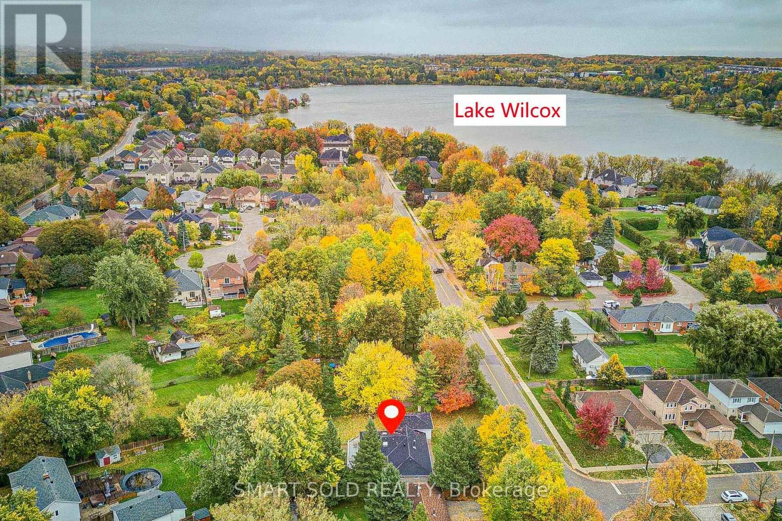 66 Lakeland Crescent, Richmond Hill, ON photo 2