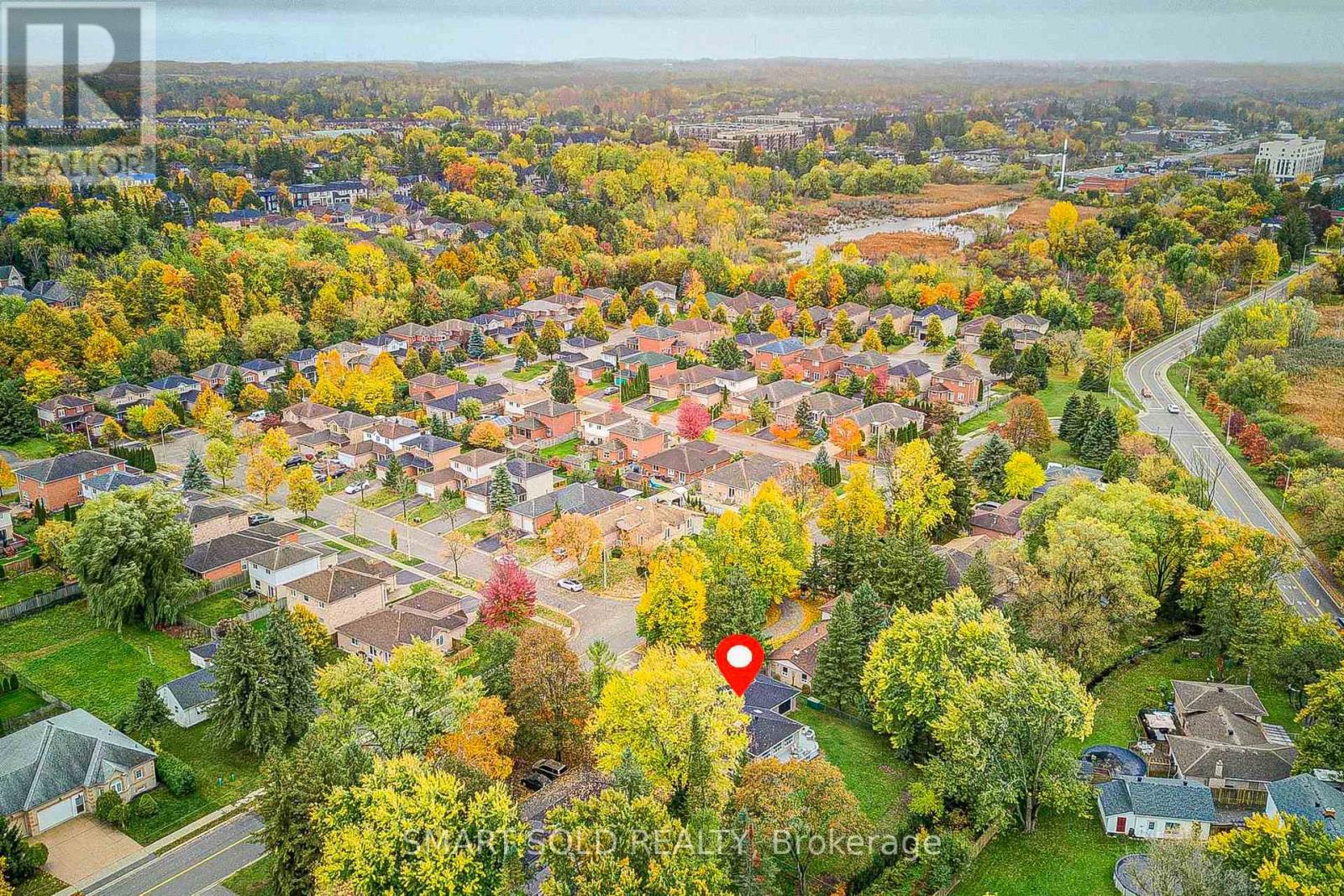 66 Lakeland Crescent, Richmond Hill, ON photo 3