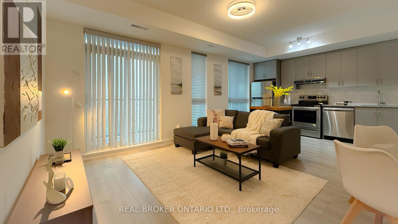 301- 1709 Bur Oak Avenue, Markham, ON photo 3