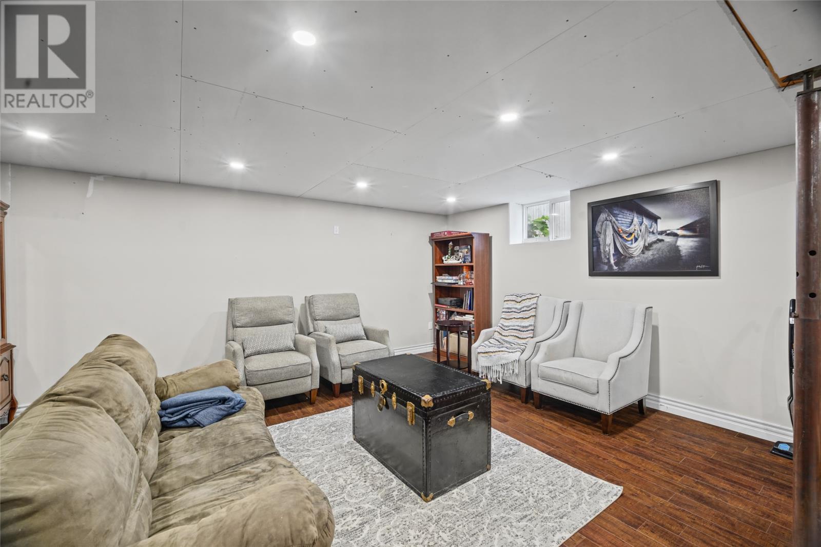 44 Halley Drive - 38