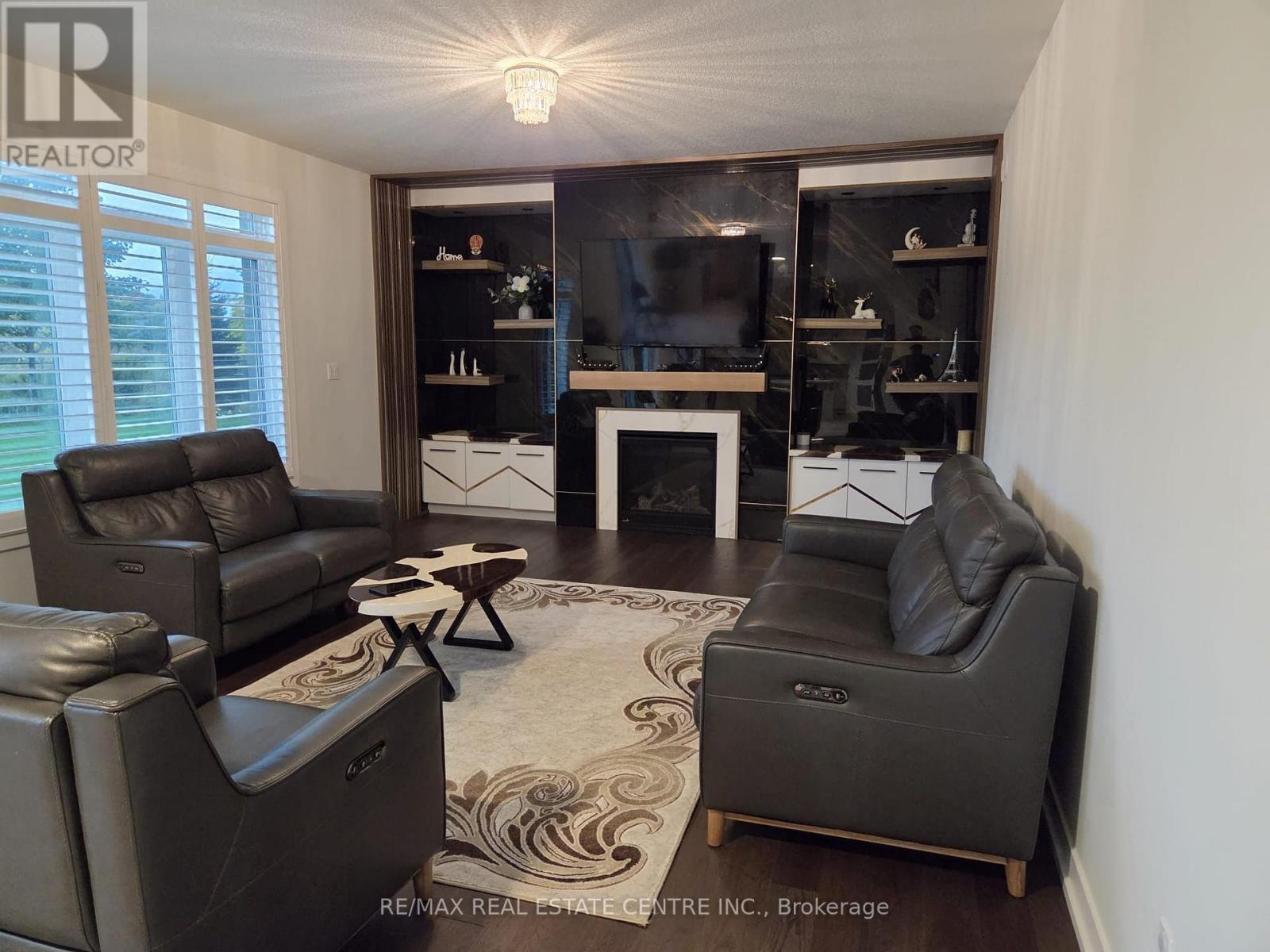 6 Feathers Crossing, St. Thomas, ON photo 12