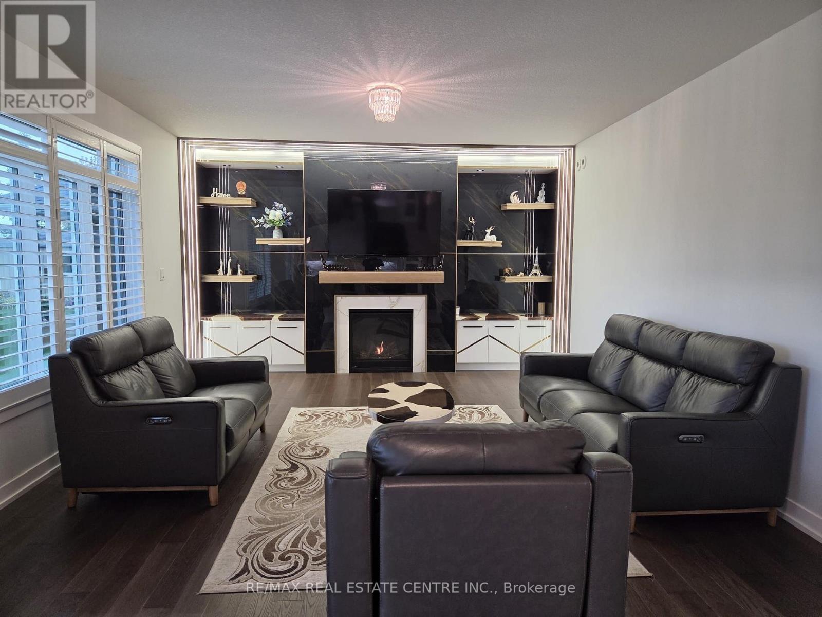 6 Feathers Crossing, St. Thomas, ON photo 13