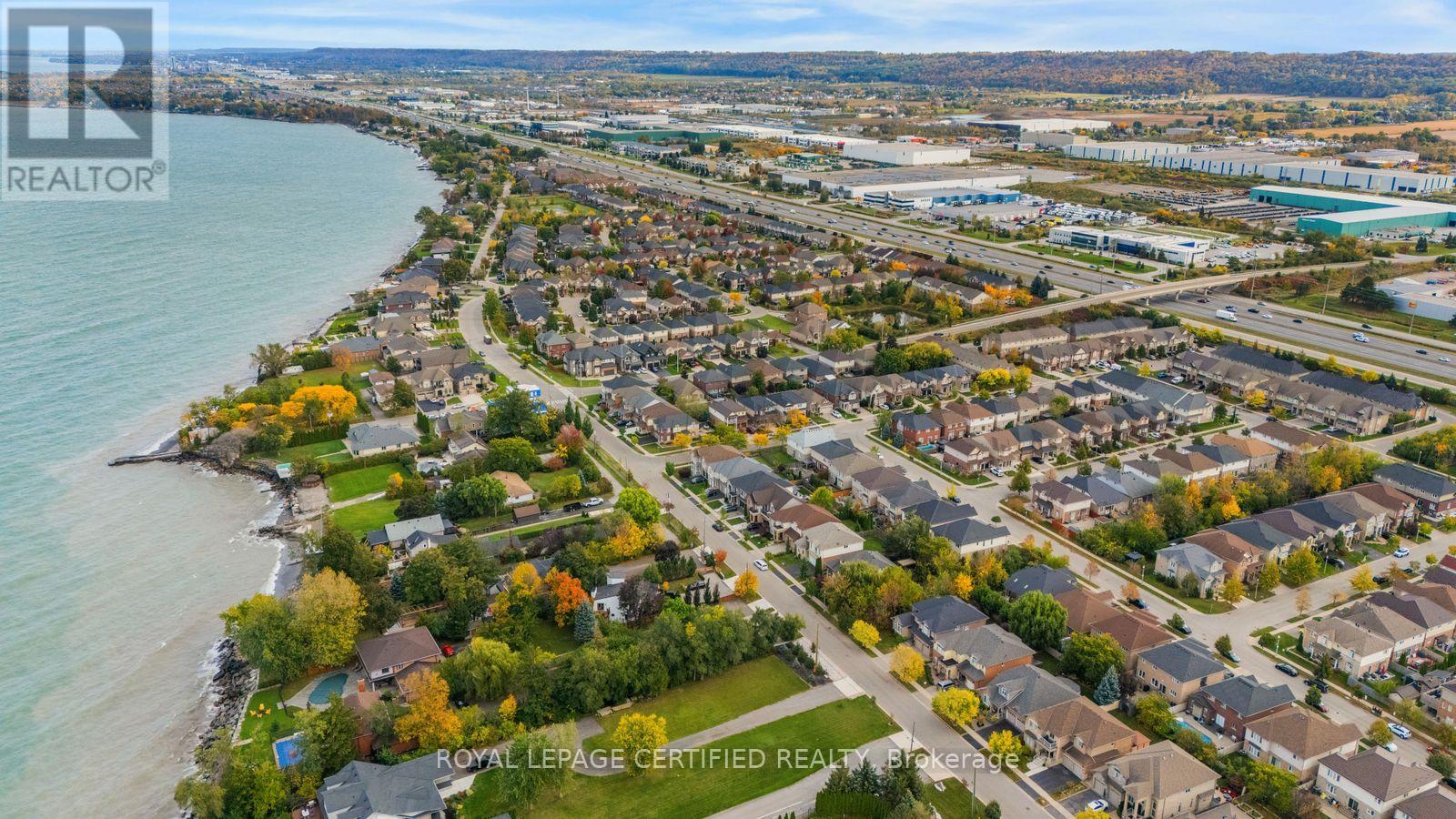 165 Palacebeach Trail, Hamilton, ON photo 29