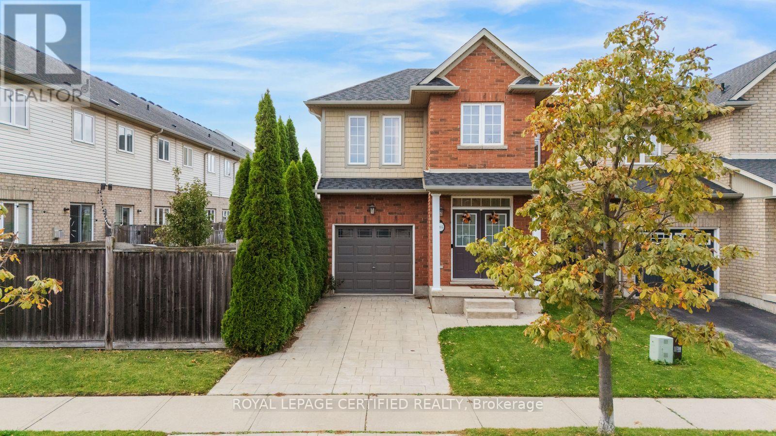 165 Palacebeach Trail, Hamilton, ON photo 3