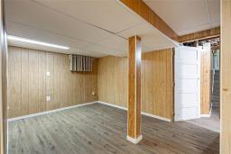 866 Mountain Avenue, Winnipeg, MB R2X1C3 Photo 19
