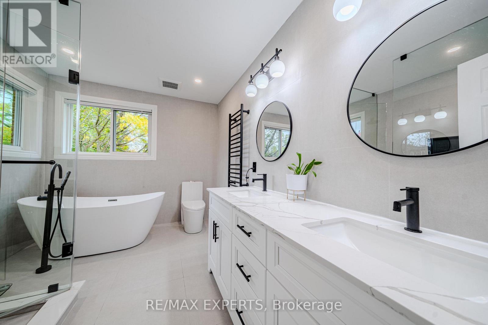 231 Mossbrook Square — photo 26