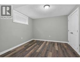 60 Shawinigan Drive Sw, Calgary, AB T2Y1Y4 Photo 37