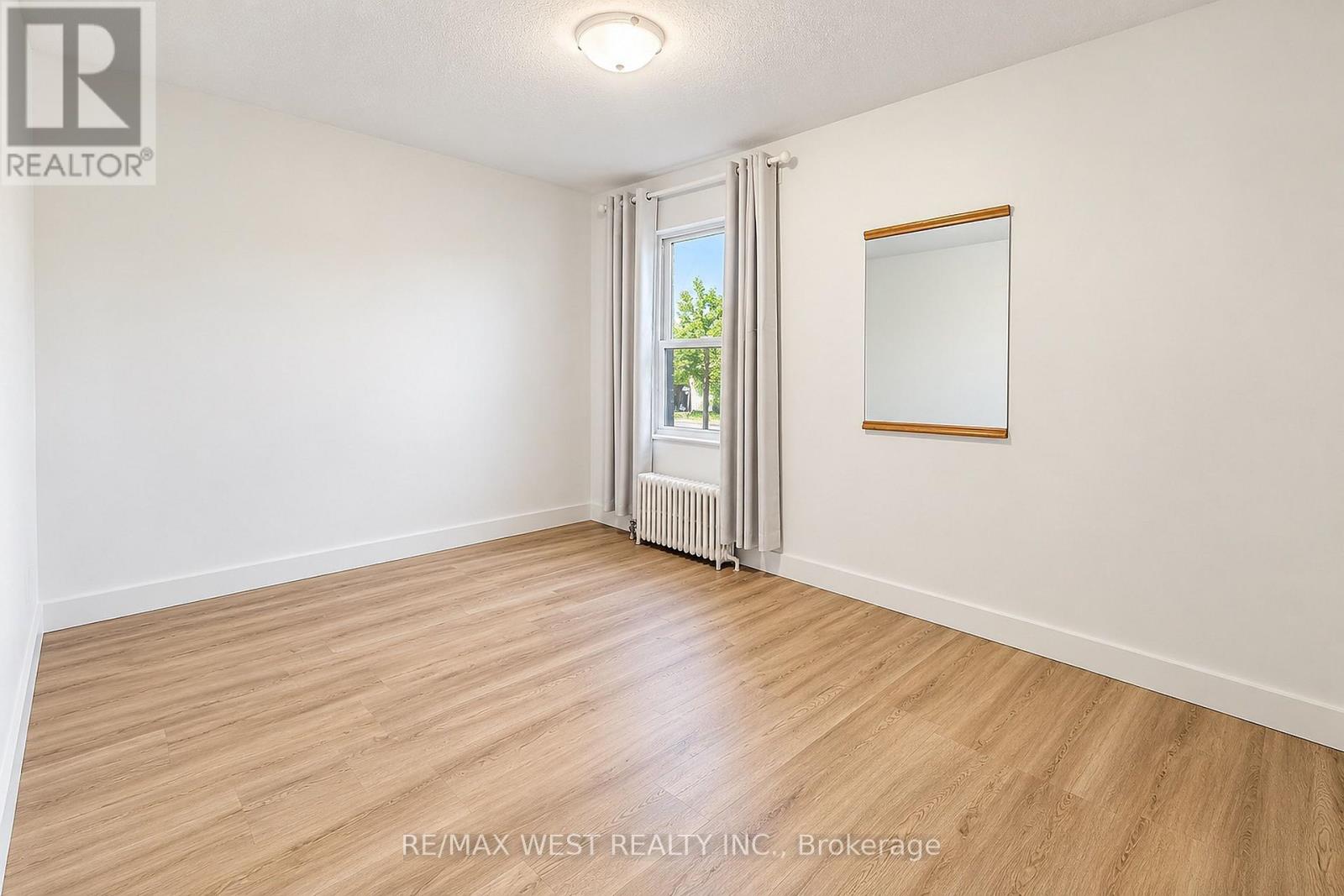 1110 Weston Road — photo 7