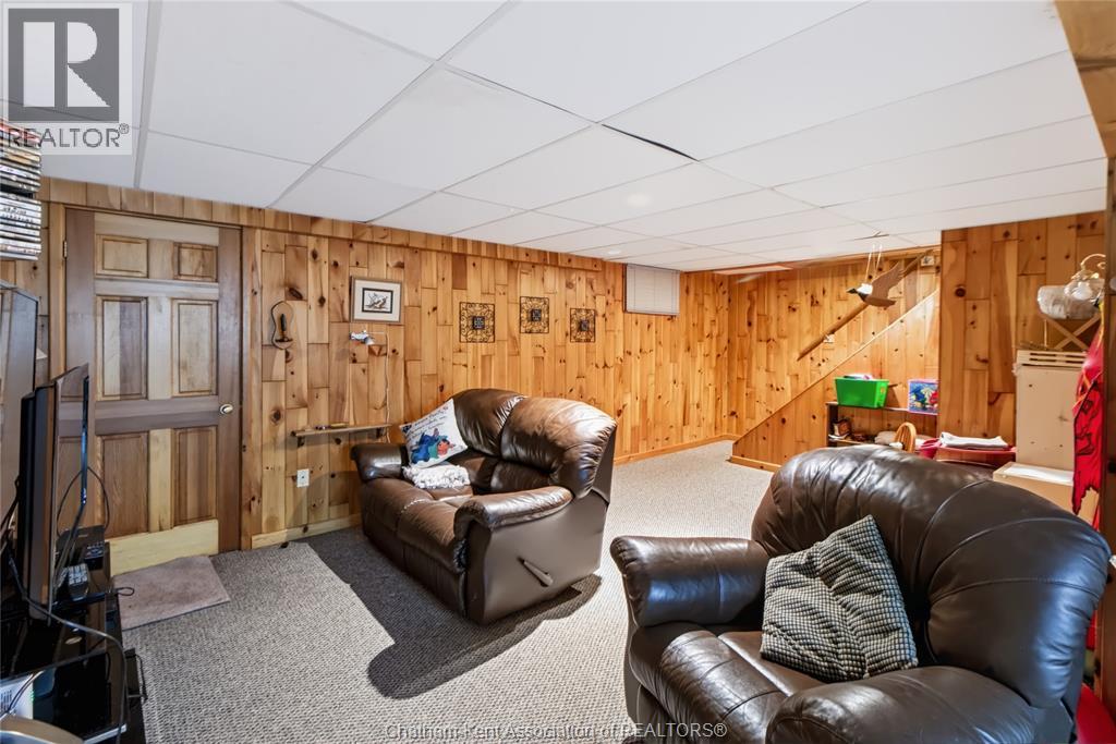 16 Indian Creek Road West — photo 15