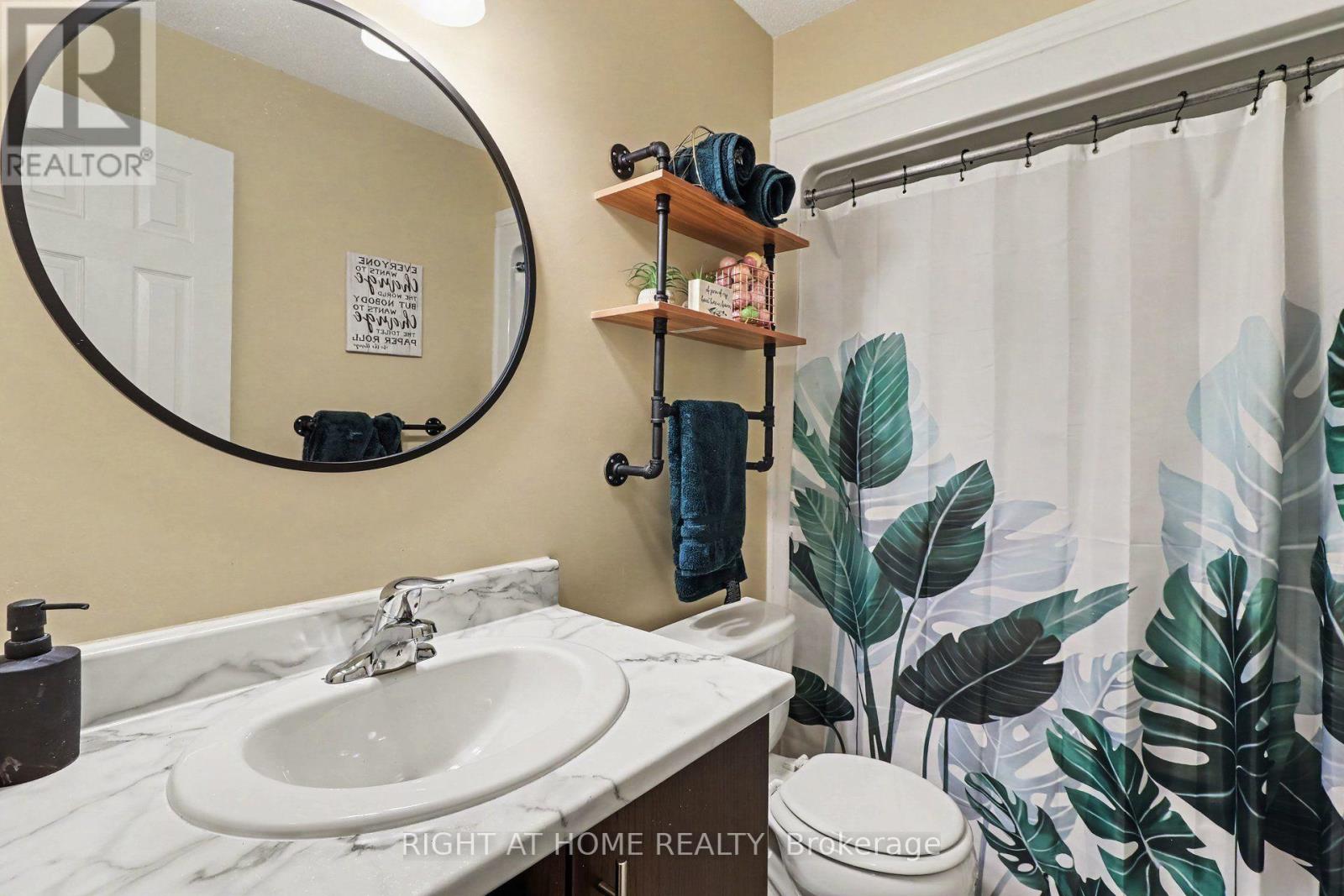165 Dorina Sarazin Crescent — photo 16