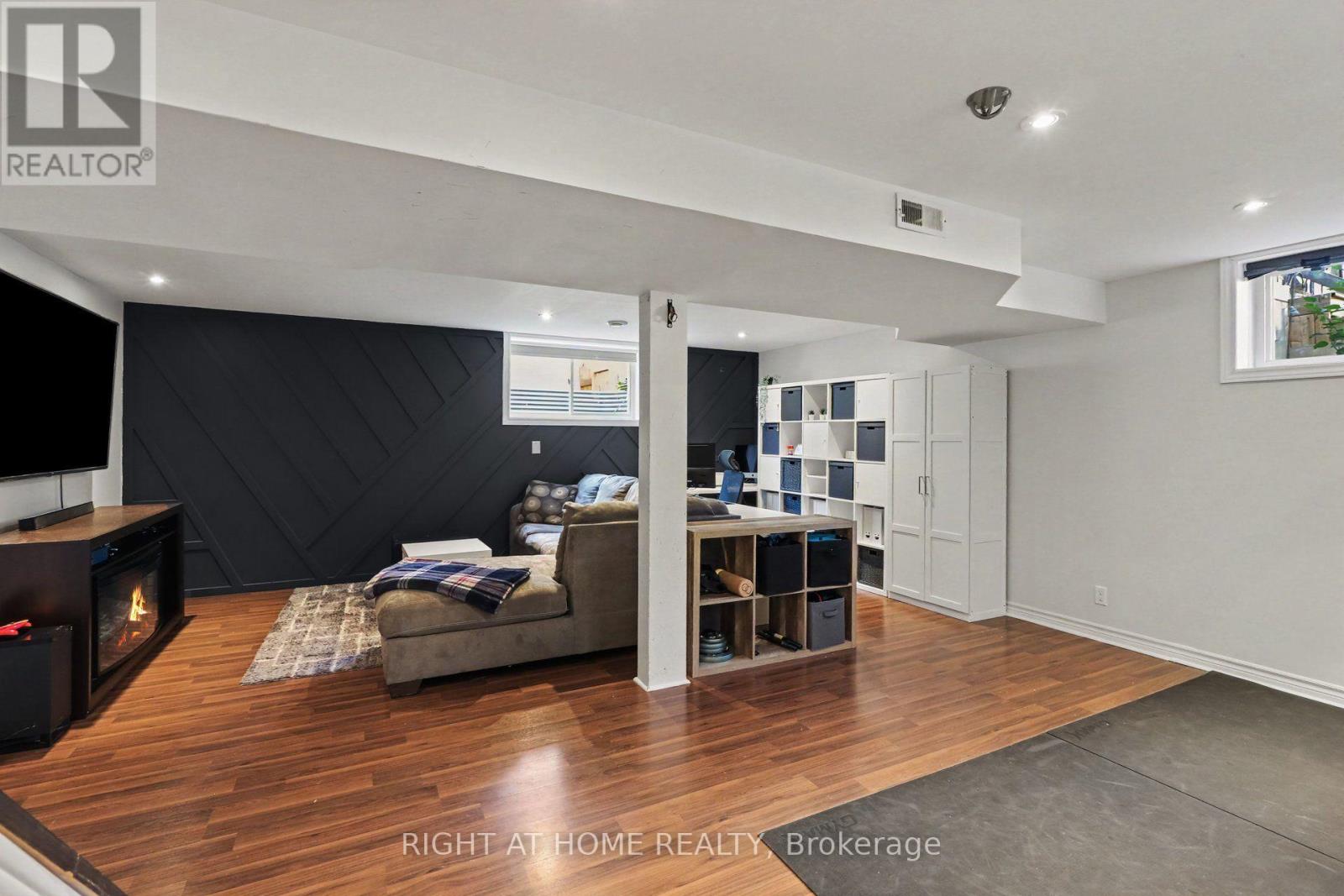 165 Dorina Sarazin Crescent — photo 25