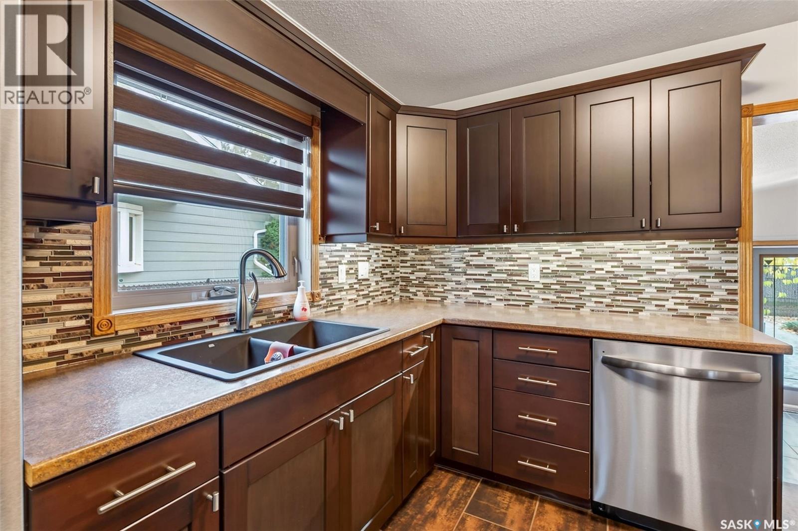 718 Golburn CRESCENT - 10
