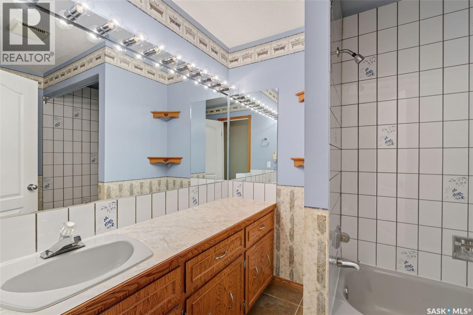 718 Golburn CRESCENT - 21