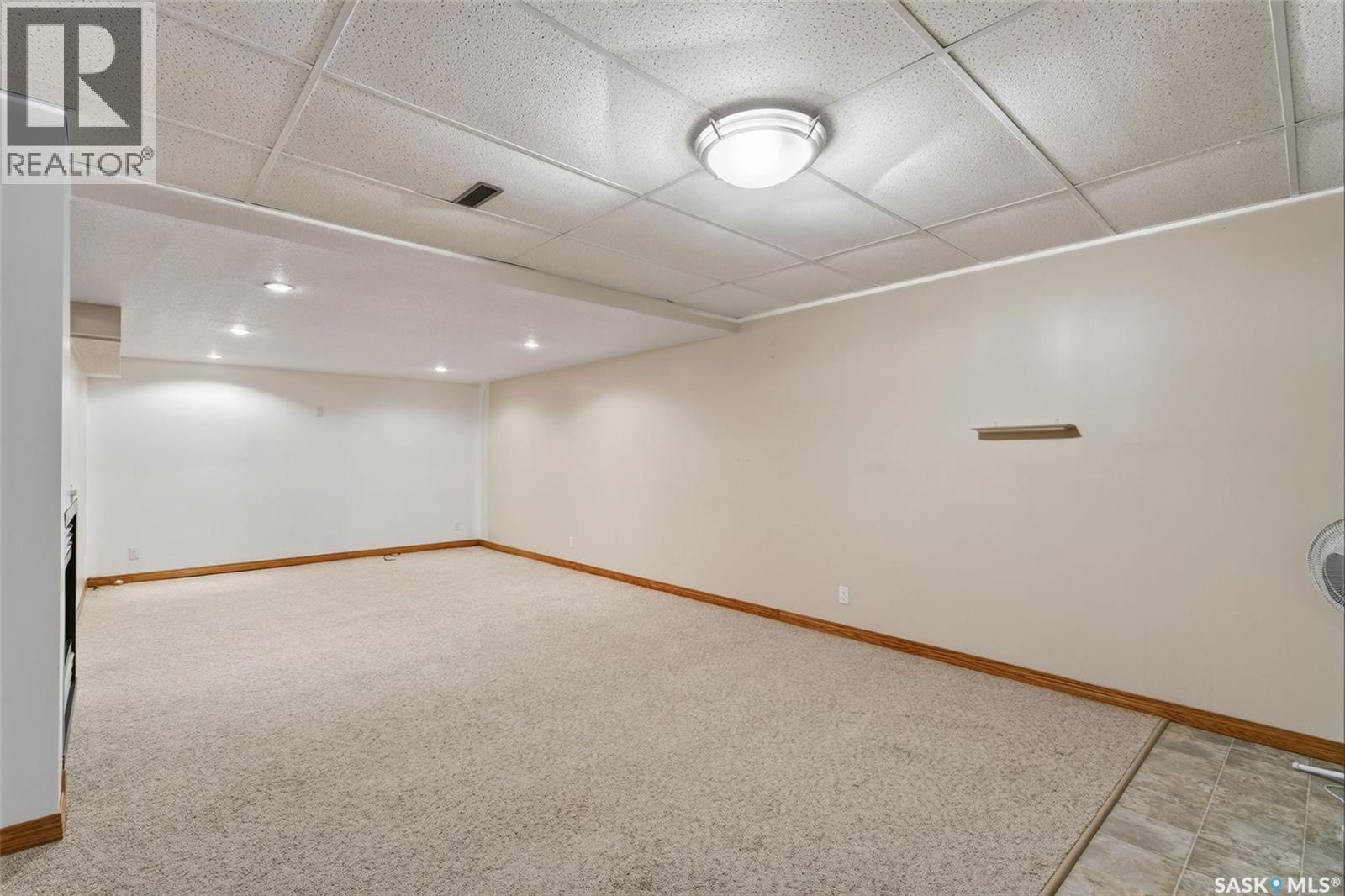 718 Golburn CRESCENT - 35