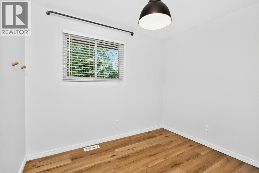 3549 Egremont ROAD - 25