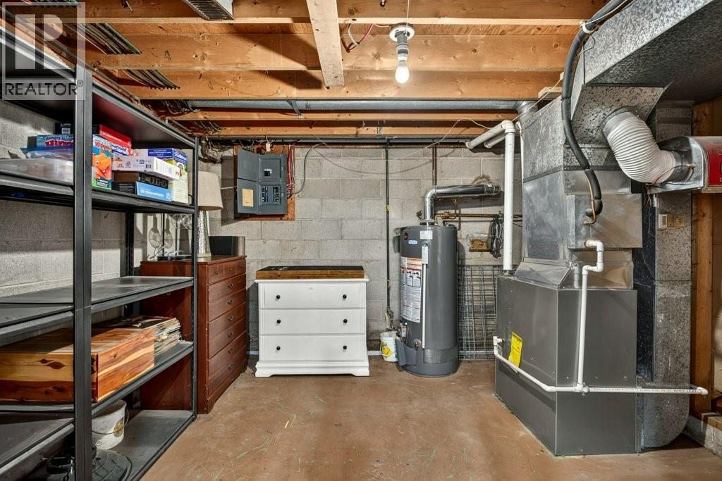 3549 Egremont ROAD - 34