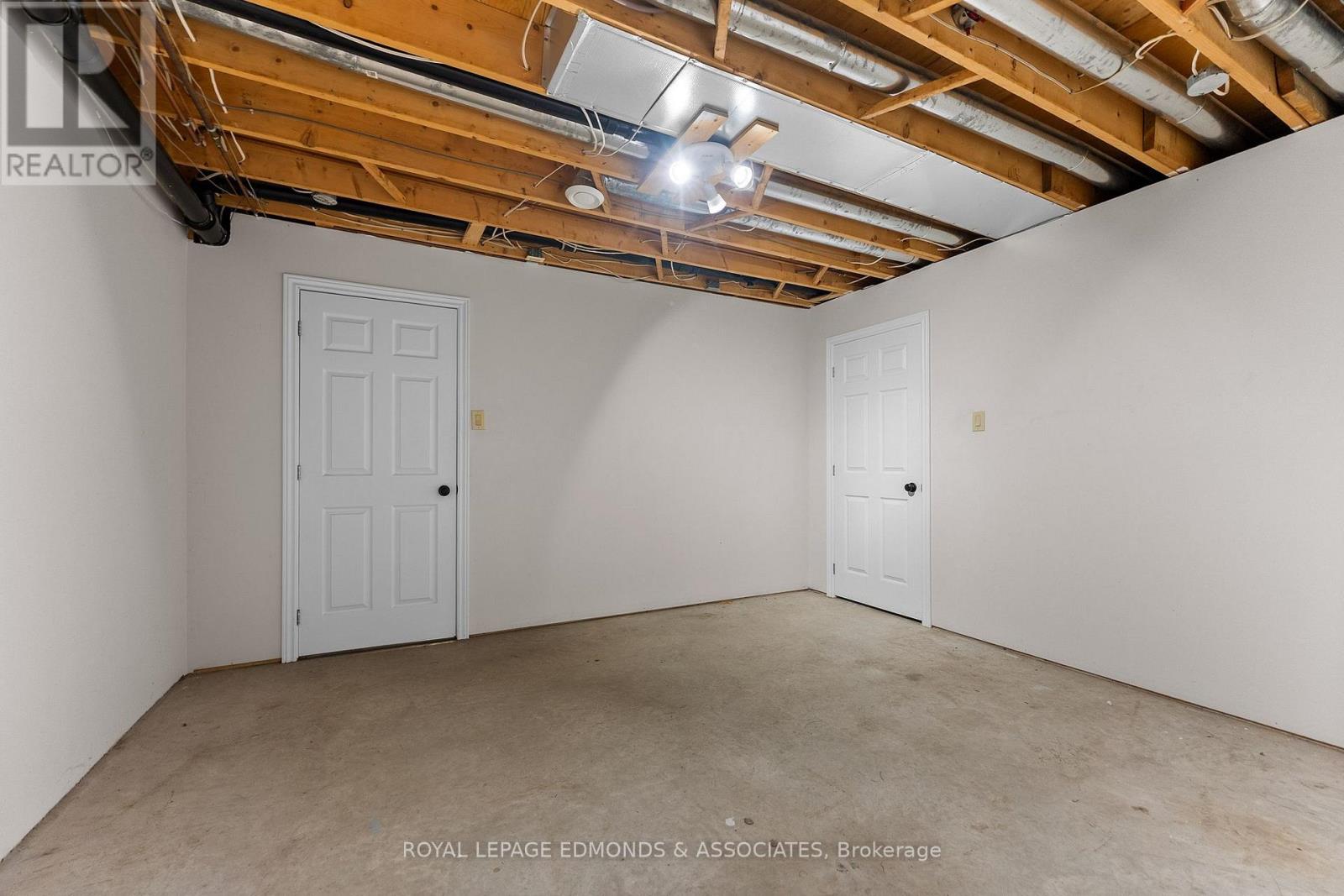 72 Hilltop Drive — photo 33