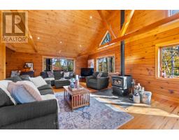 72 Hilltop Drive, Whitewater Region, ON K0J2L0 Photo 11