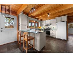 72 Hilltop Drive, Whitewater Region, ON K0J2L0 Photo 14